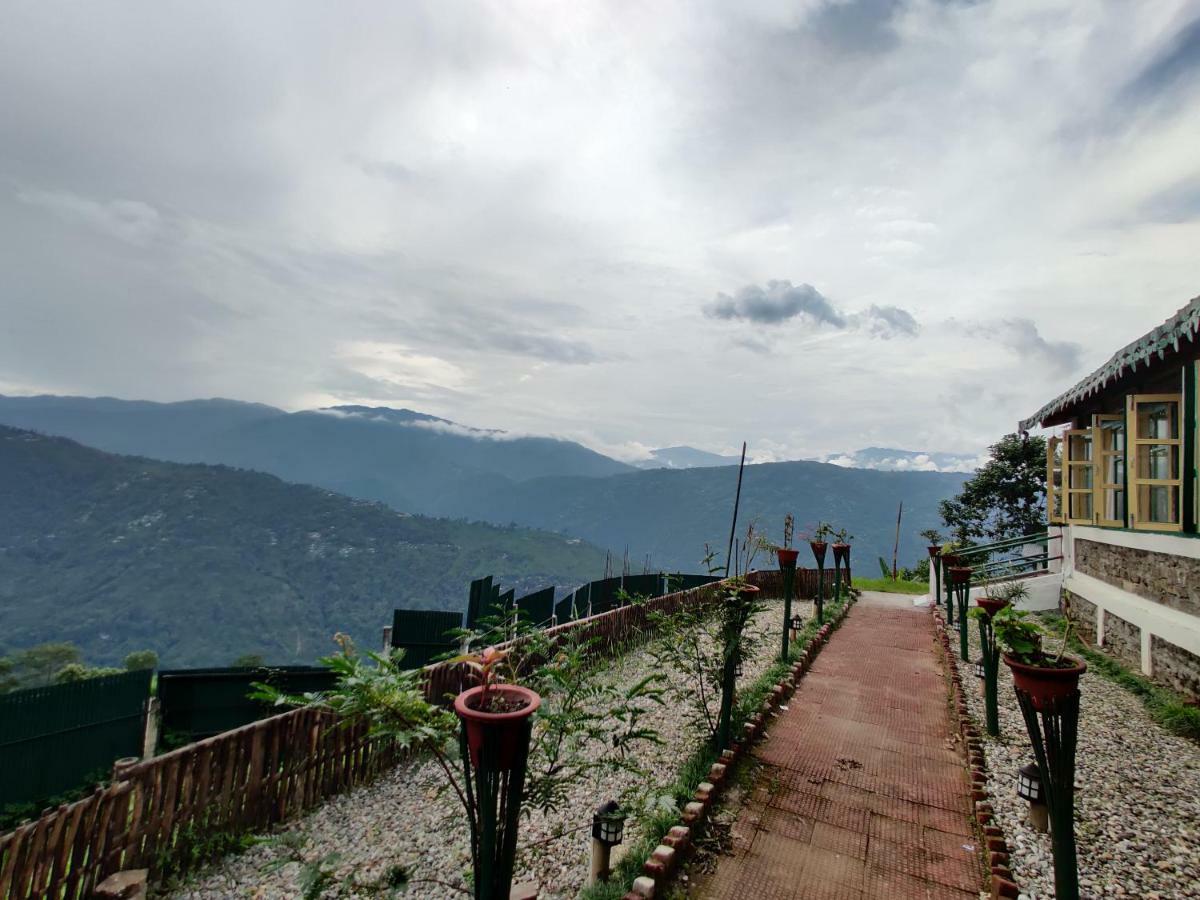 Singtom Tea Estate & Resort Дарджилинг Екстериор снимка